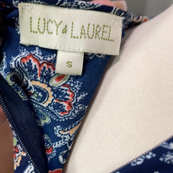 Lucy & Laurel Navy Multi Color Sleeveless Top - Picture 6 of 6